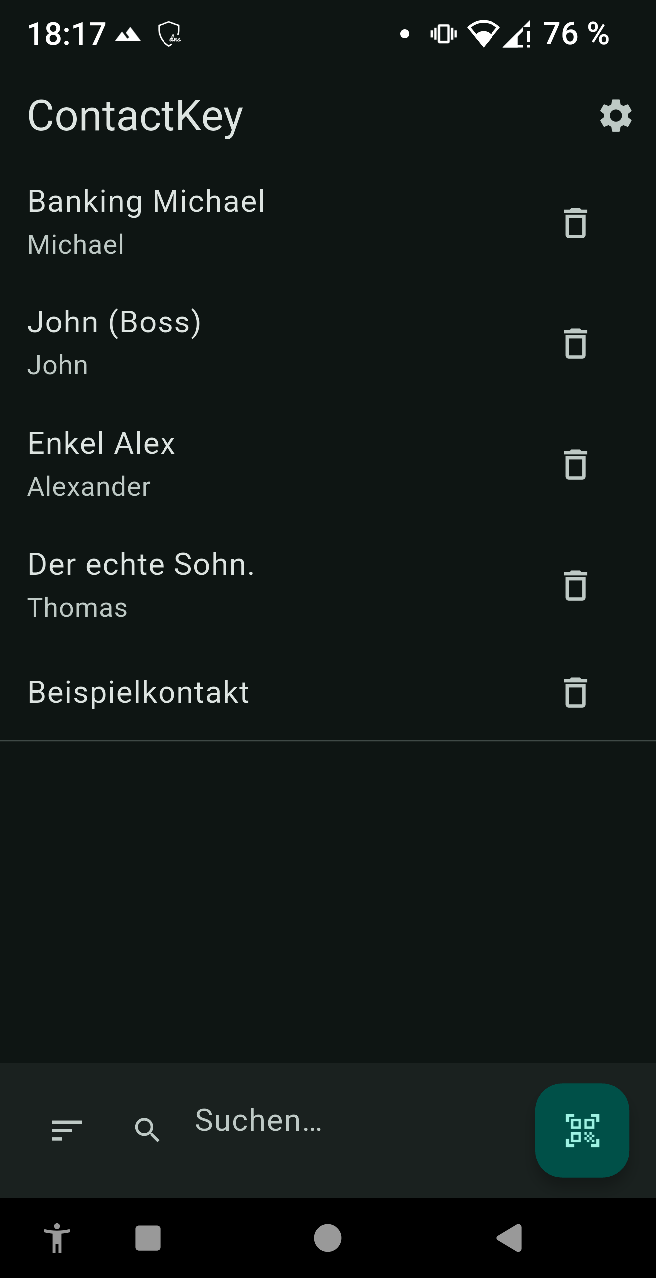 Kontaktliste mit mehreren Einträgen, jeweils Name und letzte Verifikation